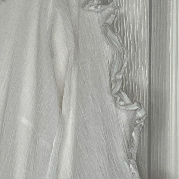 Victoria's Secret White Jumpsuit with Elegant Design - Picture 5 of 11